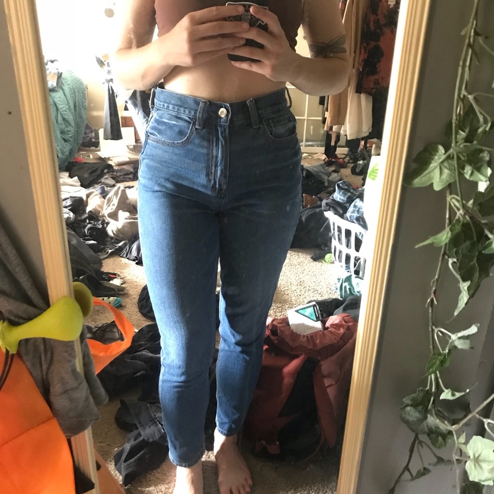 American Eagle Mom Jeans